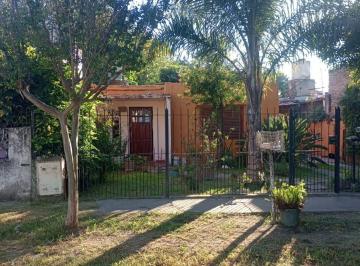 Casa de 2 ambientes, Malvinas Argentinas · Casa