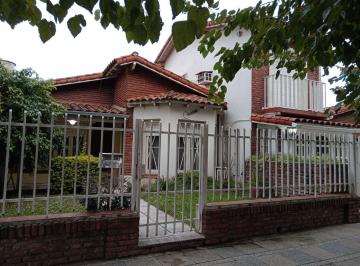 Casa · 140m² · 3 Ambientes · 1 Cochera · Casa en Venta en Ituzaingo Norte