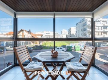 Foto1 · Apartamento de 2 Dorm. Frente Al Mar, en Venta, Península de Punta del Este