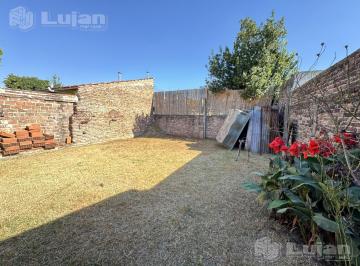 Terreno · 182m² · 4 Ambientes · Venta Casa Terreno 8,66 X 43 en Parque Avellaneda