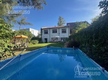 Casa · 255m² · 5 Ambientes · 2 Cocheras · Casa en Venta - Lomasde San Isidro - La Horqueta