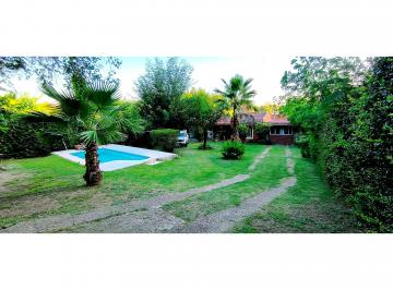 Casa de 4 ambientes, Unquillo · Oportunidad Unquillo a 20' de Cba Hermosa Casa en Venta 711 m Totales!