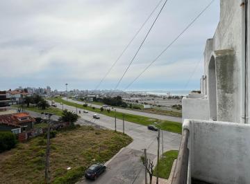 Departamento · 68m² · 3 Ambientes · 1 Cochera · Venta 3 Ambientes Balcon y Cochera Mogotes