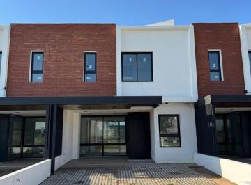 Casa · 154m² · 6 Ambientes · 1 Cochera · Venta de Casa 3 Dorm. en Chacra del Norte (Chacras Green)
