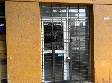 Local comercial · 24m² · Local Alquiler Burzaco