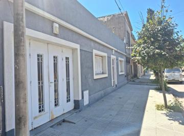 Casa de 3 ambientes, Córdoba · Venta Hermosa Casa - Barrio Talleres - 3 Dorm. - 3 Baños - Amplio Quincho!