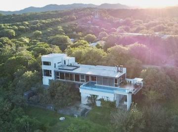 Casa de 20 ambientes, Mendiolaza · Exclusiva Casa en Country Cuatro Hojas - Privacidad, Lujo y Vistas Únicas