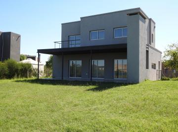 Casa de 6 ambientes, Escobar · Casa a Estrenar, 4 Dorm. Al Lago