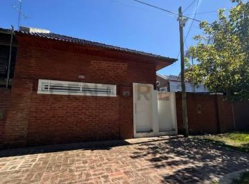 Casa · 158m² · 2 Ambientes · Casa en Venta 469 E 132 Bis y 133