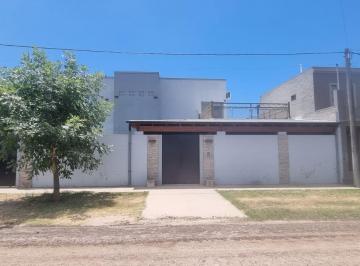 Casa de 5 ambientes, San Pedro · Casa Ideal Familia