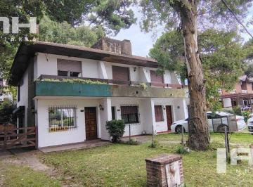 Casa · 64m² · 3 Ambientes · Duplex en Venta Pinamar 2 Dorm. Jardín Propio