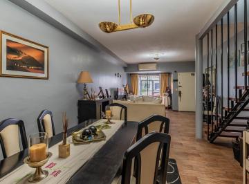 Casa · 185m² · 5 Ambientes · 1 Cochera · Casa en Venta en Villa Urquiza