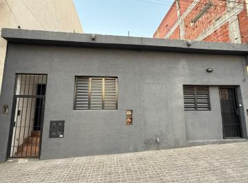 Casa · 80m² · 4 Ambientes · Alquiler Amoblado! Casa 1 Dorm y Medio!