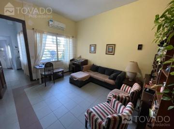 PH · 107m² · 4 Ambientes · PH de 4 Ambientes con Terraza en Colegiales!