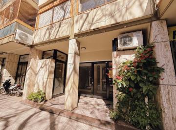Departamento · 65m² · 4 Ambientes · 1 Cochera · Salta 1735