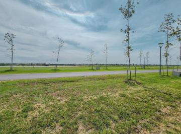 Terreno · 1055m² · Terreno en Vida Club de Campo con Fondo a Reservorio y Cerca del Ingreso