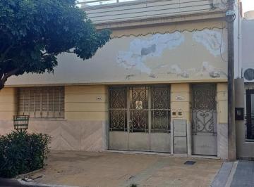 Casa · 162m² · 4 Ambientes · 1 Cochera · "Casa en Candioti Norte"