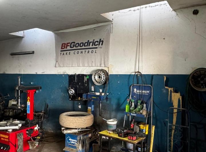 Local comercial · 198m² · 3 Ambientes