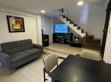 Departamento · 76m² · 3 Ambientes · Triplex en Alquiler de Dos Dorm. con Terraza