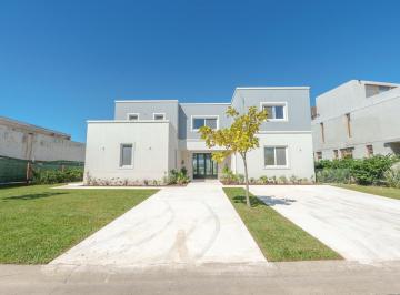 Casa · 333m² · 6 Ambientes · 3 Cocheras · Casa en Venta en Virazón - Nordelta Tigre