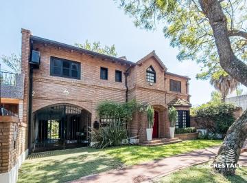 Casa · 350m² · 7 Ambientes · 2 Cocheras · Casa en La Florida
