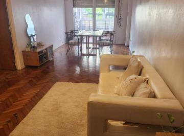 Departamento · 84m² · 3 Ambientes · 1 Cochera · Departamento en Venta de 2 Dorm. con Patio Terraza. Super Luminoso