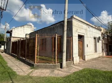 Casa de 3 ambientes, San Pedro · Casa en Ph–esquina, Reciclada y Excelente Ubicación