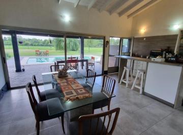 Casa de 5 ambientes, Marcos Paz · Excelente Casa en Venta Sobre Calle El Ombú, en Club de Campo El Moro