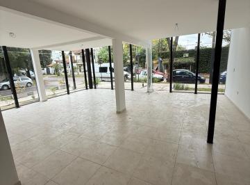Local comercial · 240m² · 2 Ambientes · Local en Alquiler, Esquina de 240 m² City Bell