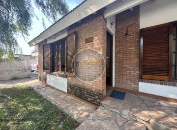 Casa · 60m² · 3 Ambientes · 2 Cocheras · Se Vende Casa Tres Amb, Lote Propio (Castelar)