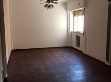 Departamento de 4 ambientes, Rosario · Corrientes 970. Dpto 2 Dorm. Amplisimo