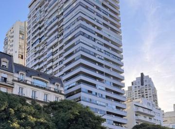 Departamento de 4 ambientes, Palermo · Edificio de Gran Categoría en Una de Las Mejores Cuadras de Av Libertador