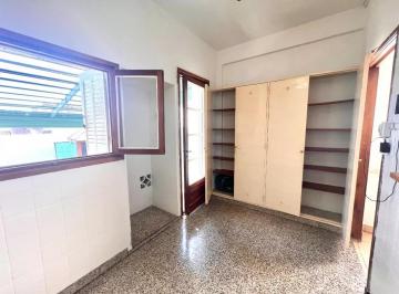 PH · 152m² · 4 Ambientes · PH en Venta - 3 Dorm. 1 Baño - 209 m² - Santa Rita