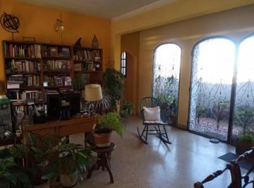 PH · 150m² · 5 Ambientes · PH en Venta - 2 Dorm. 2 Baños - 200 m² - Barracas