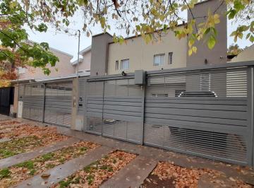 PH · 110m² · 3 Dormitorios · 1 Cochera · Duplex en Centenario