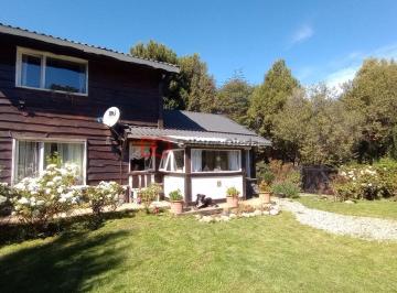 Casa · 109m² · 4 Ambientes · 1 Cochera · Amplia Cabaña en Los Kilom