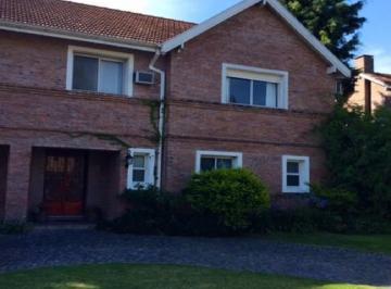 Casa · 238m² · 6 Ambientes · Casa en Venta y Alquiler en San Fernando - Barrio Cerrado Rincón del Arca