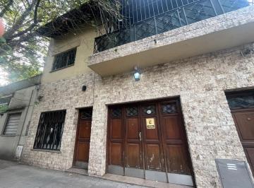 Casa · 151m² · 6 Ambientes · 1 Cochera · Casa • 2 Unidades en Block • Lote 8,72 X 21