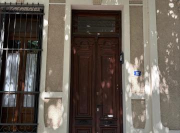 Casa de 4 ambientes, Rosario · Venta (O Parte Permuta) Casa de Tres Dorm. y Patio. Cochabamba Al 100
