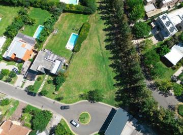 Terreno · 835m² · Oportunidad Lote en Venta Barrio Santa Teresa