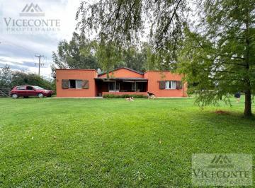 Casa de 4 ambientes, Chascomús · Casaquinta 1200 m². en Autovía 2 Km.118, Chascomús, Provincia de Buenos Aires.