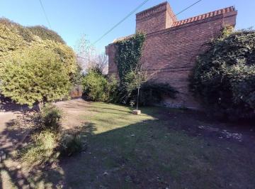 Terreno · 110m² · 4 Ambientes · Terreno en Venta - 881 m² - City Bell