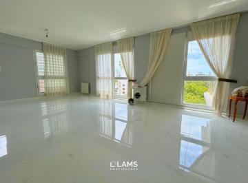 Departamento · 160m² · 4 Ambientes · 1 Cochera · Departamento Exclusivo en Venta - 4 Ambientes con Cochera - Plaza Mitre