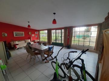 Casa · 145m² · 4 Ambientes · Casa en Venta - 3 Dorm. 1 Baño - 414 m² - Junin de Los Andes
