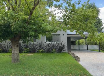 Casa · 137m² · 3 Ambientes · 4 Cocheras · Casa Venta - 3 Amb - Pileta - Estrenar - Maschwitz - Escobar - Acacias Blancas - Lote Interno - Pileta - Apto Credito