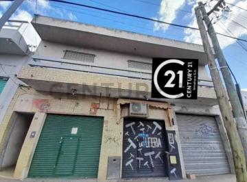 Casa · 405m² · 4 Ambientes · 1 Cochera · Venta Casa 4 Amb + Galpon + Local