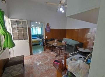 Casa · 144m² · 4 Ambientes · 1 Cochera · Casa 2 Unidades, Lote Propio, 248 m Tot, Cochera