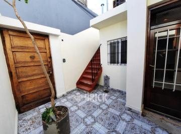 PH · 84m² · 3 Ambientes · 1 Cochera · PH Sin Expensas en Arriola y Av Caseros - 145 m² Tot Fte Garage T/a Nvo Tza Patio