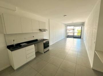 Departamento · 33m² · 1 Ambiente · Luminoso Monoambiente con Balcón y Vista Abierta en Belgrano R