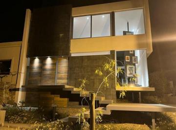 Casa de 3 ambientes, Ciudad de Mendoza · Casa en Venta Dalvian - Cerro Campanario 1100